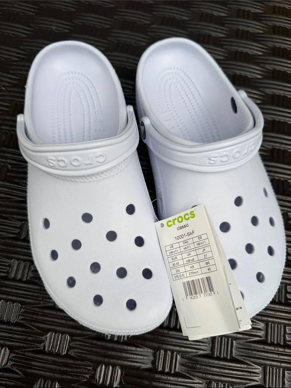 CROCS Classic Clog in Silver Lilac
